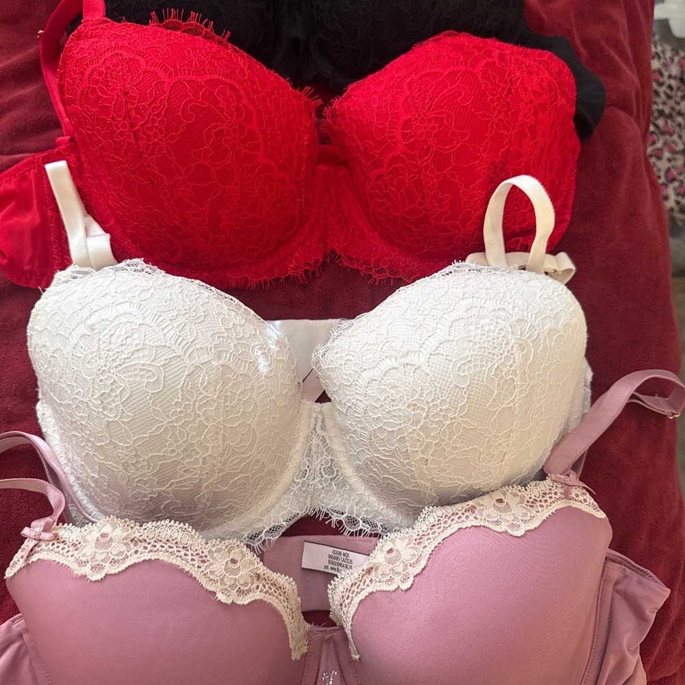 VS bras